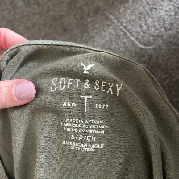 American Eagle army green muscle tank - Picture 3 of 3